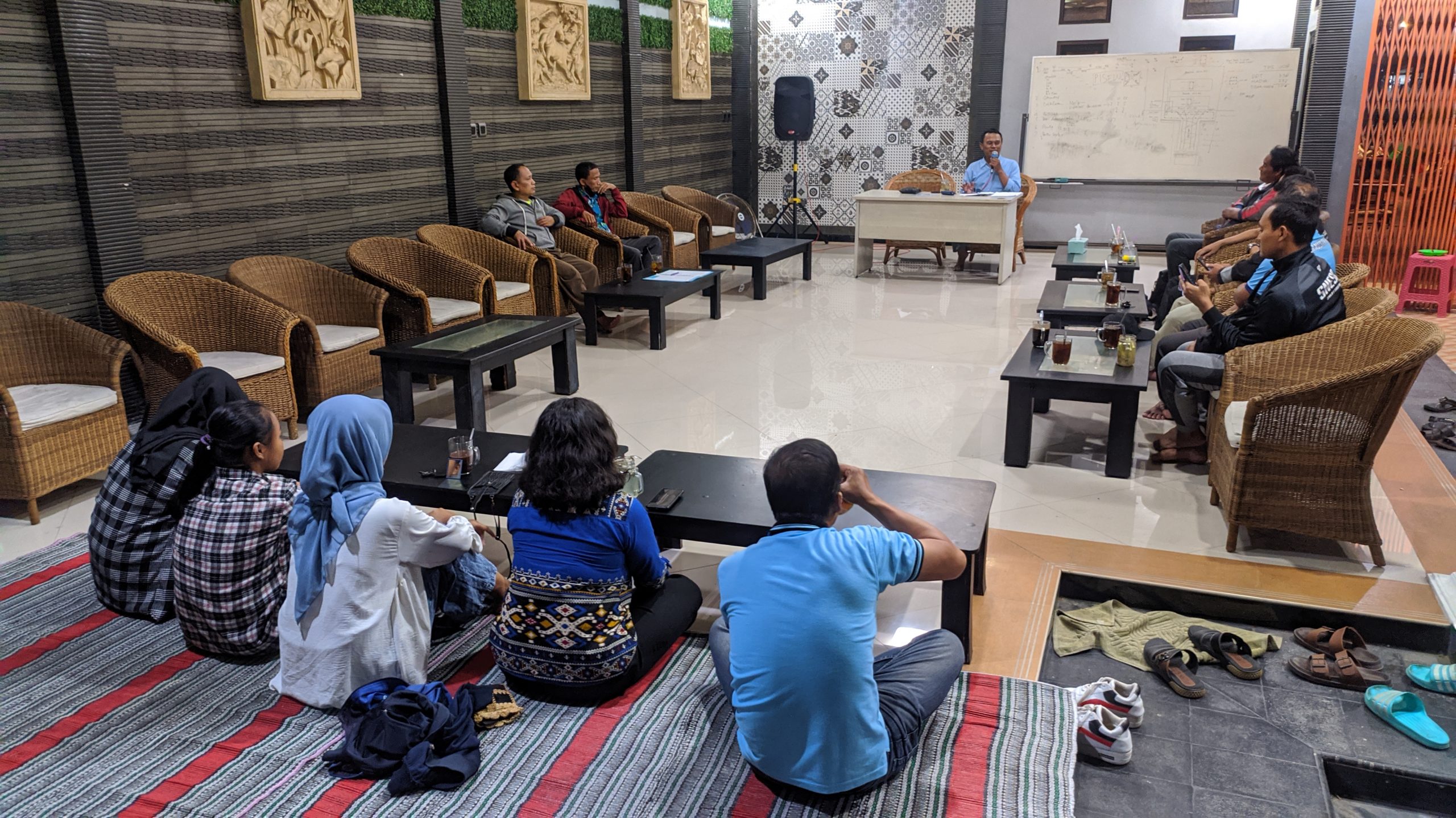 Pengurus dan atlet PSTI Klaten dalam rapat persiapan Pra-PORPROV
